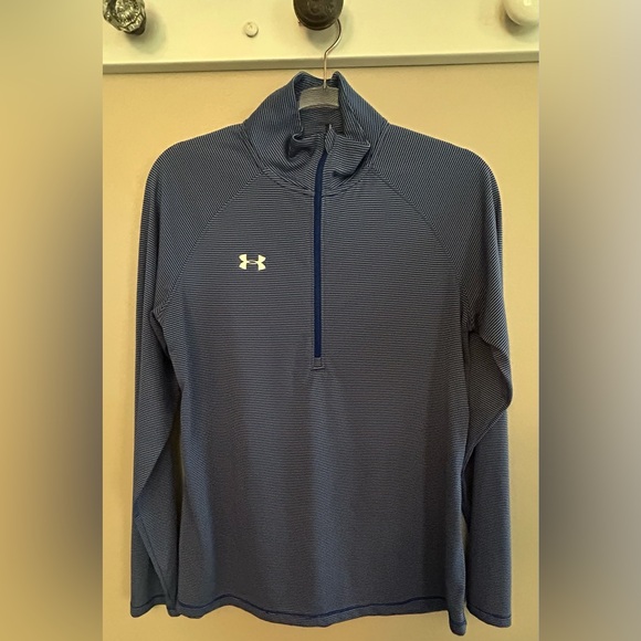 Under Armour Women’s Medium Heat Gear Quarter Zip Long Sleeve - Picture 1 of 3